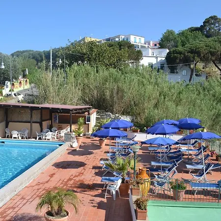 Maremonti Hotell 3*